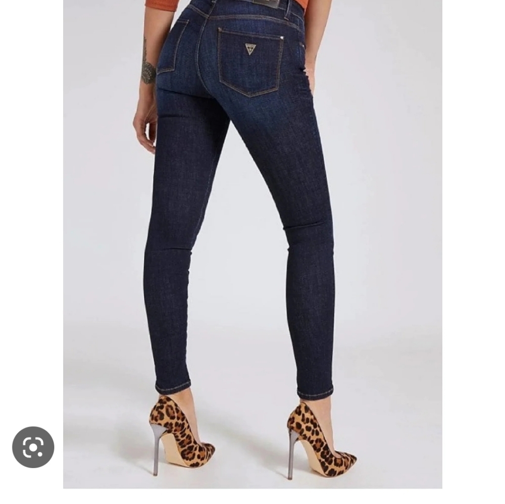 Guess jeans Size 26